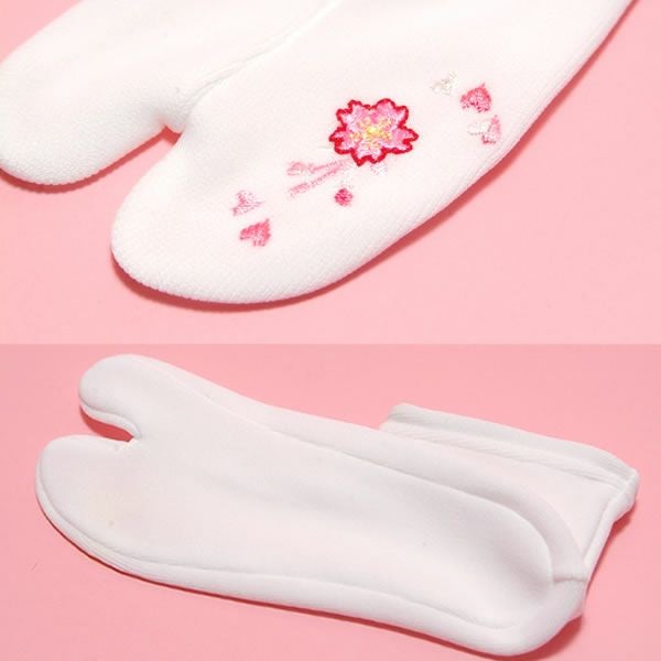 お子様足袋 刺繍ストレッチ足袋「ピンク 桜とハート」S、M、Lの3サイズ