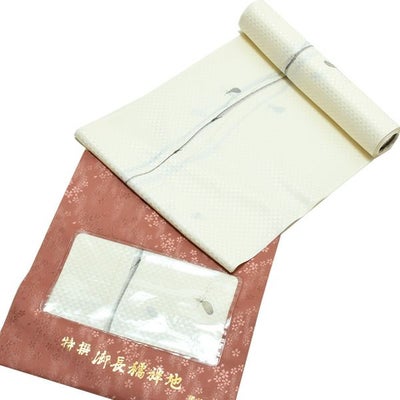 Prices down4】正絹襦袢反物「薄黄色 瓢箪と将棋の駒」ウロコ綸子 