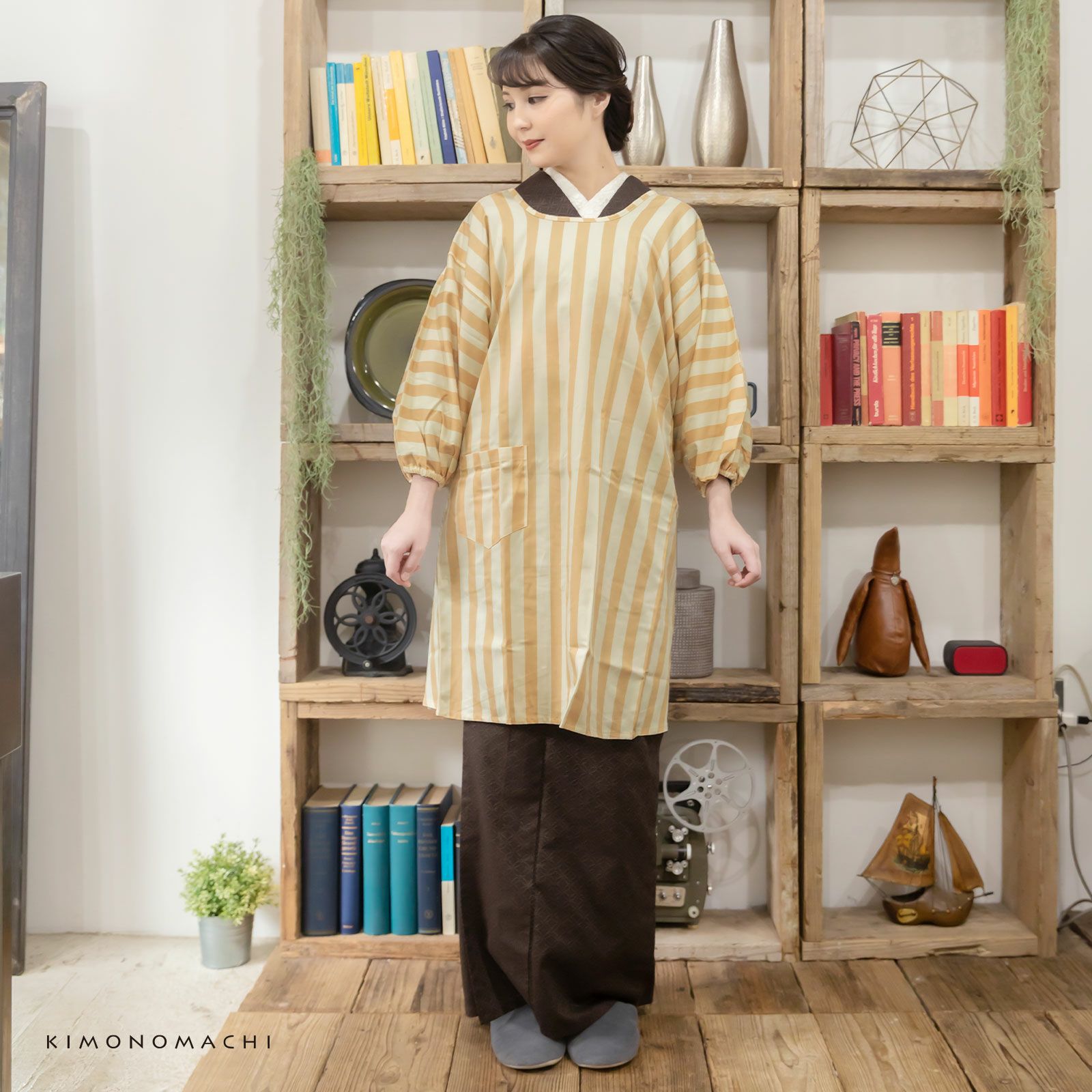 ロング丈 割烹着「ベージュ ストライプ」実用的 日本製 オシャレ