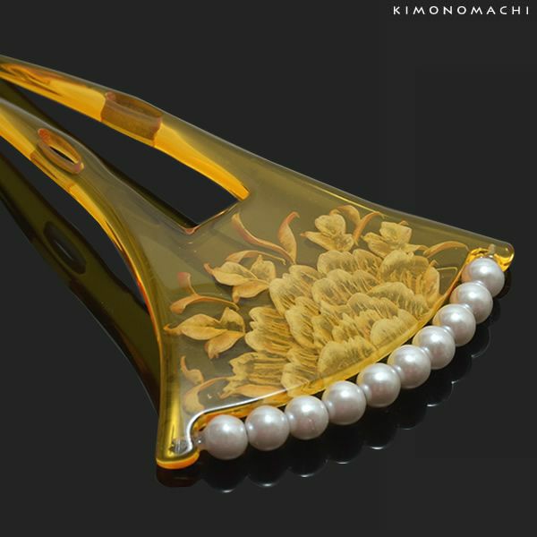 銀杏型かんざし「イエローべっ甲調 牡丹」訪問着、付け下げに フォーマル 簪  礼装かんざし CM349