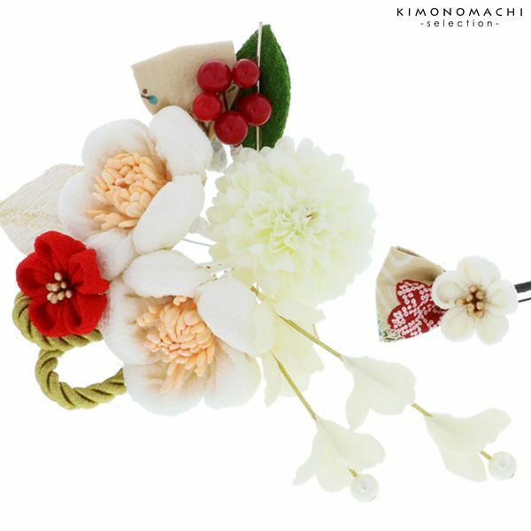 振袖髪飾り2点セット「白色椿のお花、古布調リボン飾り」振袖髪飾り 成人式、前撮り、結婚式の振袖に 十三詣り、卒業式の袴にも  袴髪飾り （No.51785）