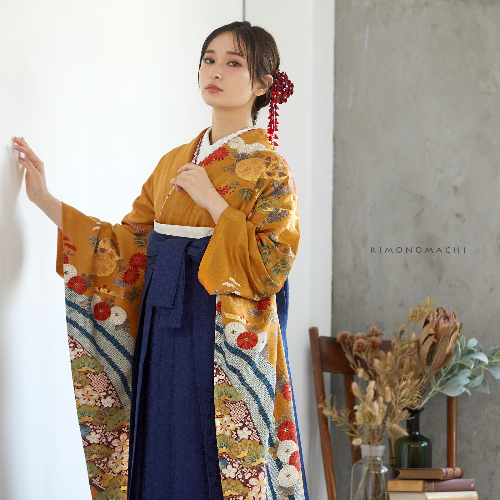 つまみ細工　髪飾り　濃いエンジ　アイボリー アイボリー＊下がり付き2wayかんざし＊つまみ細工 | 四季saiku＊和