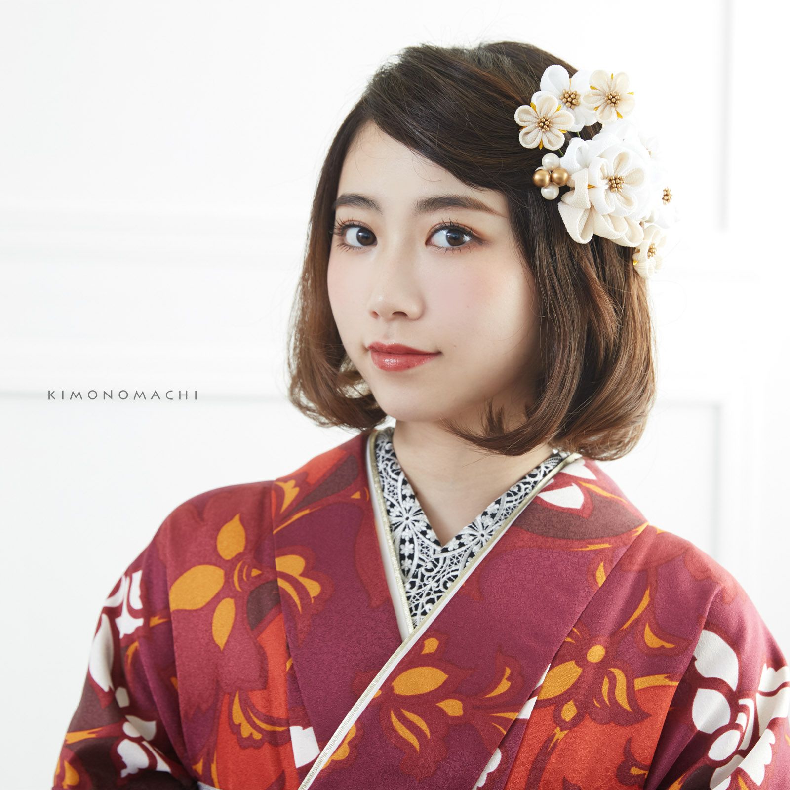 卒業式応援75％SALE 3/5迄)髪飾り つまみ細工 成人式 「つまみ飾り 白