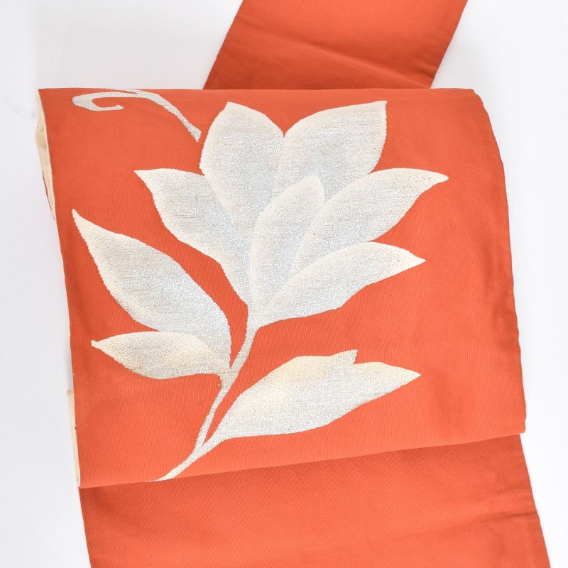 【中古品】「オレンジ色　花」アンティーク 八寸名古屋帯 正絹