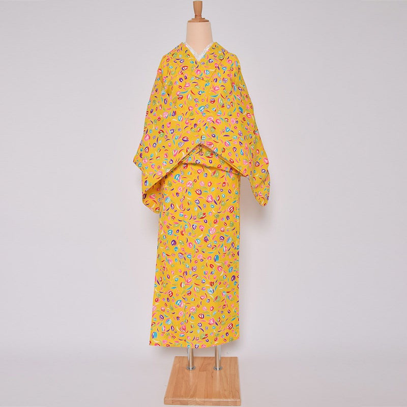 【中古品】「黄色　チューリップ」仕立て上がり リサイクル着物 小紋 単衣