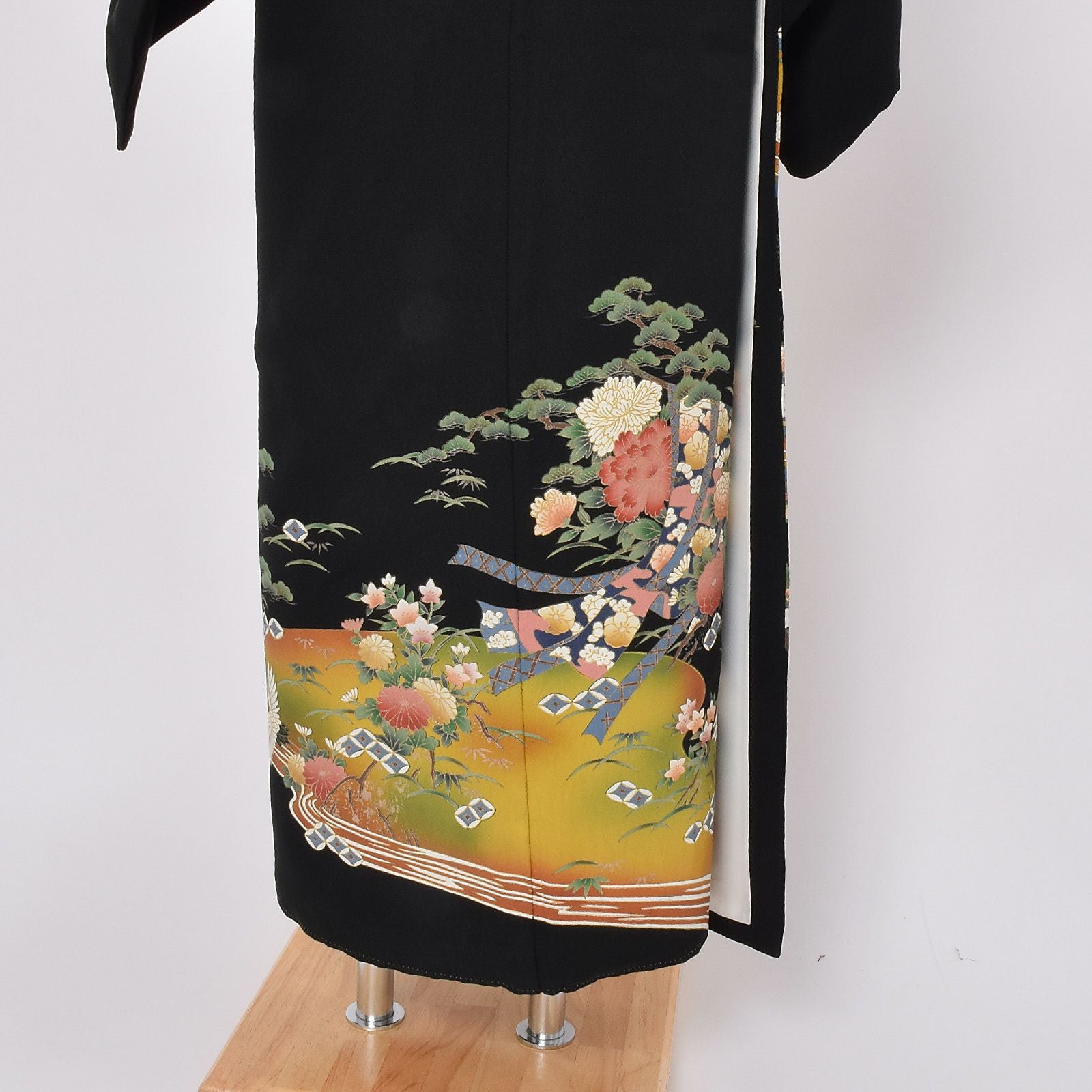 黒留袖 正絹 仕立上り 未使用品 鶴 流水 橋 上等品 【公式通販】