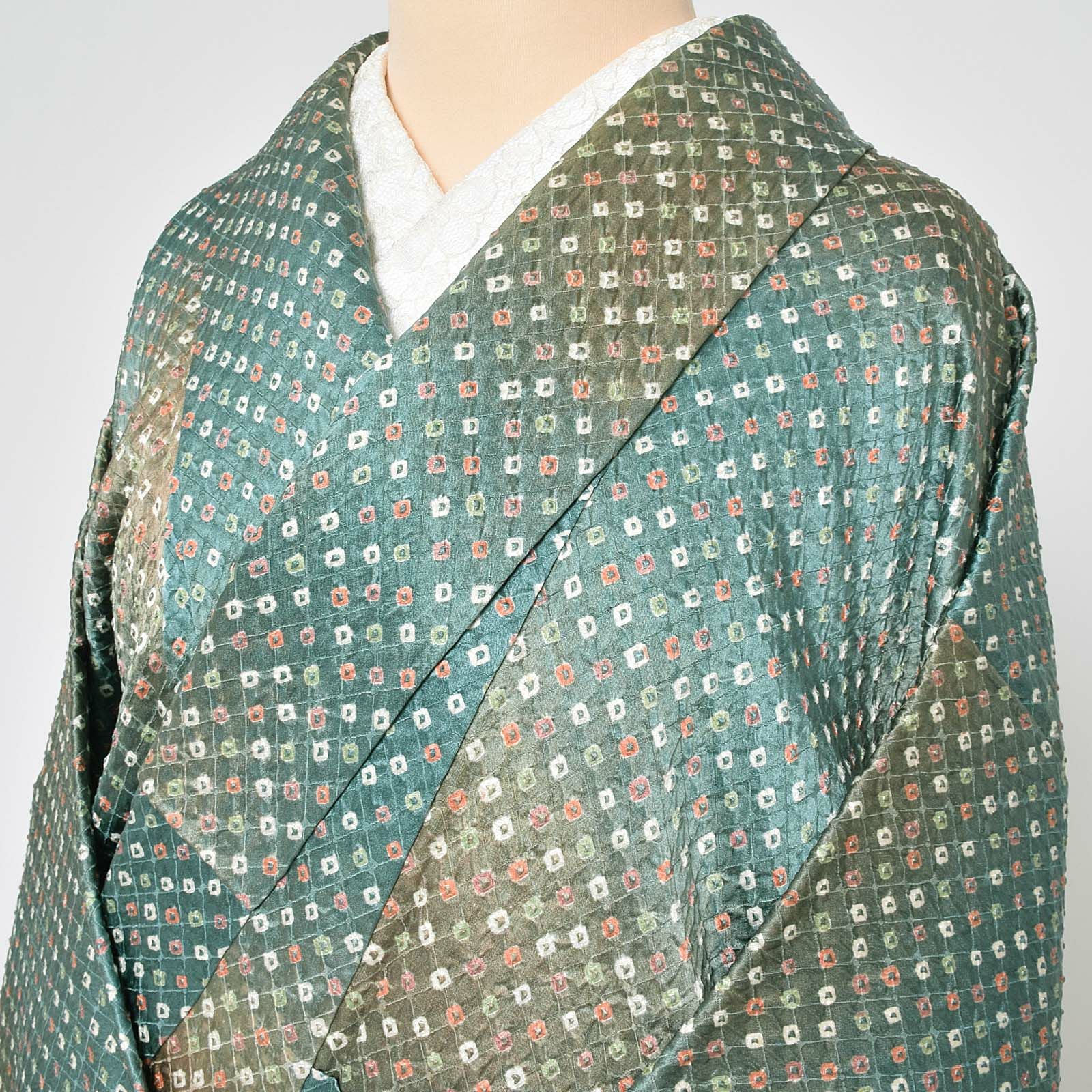 中古品】仕立て上がり 袷着物 「御召茶 金茶ぼかし 絞り」 小紋 正絹