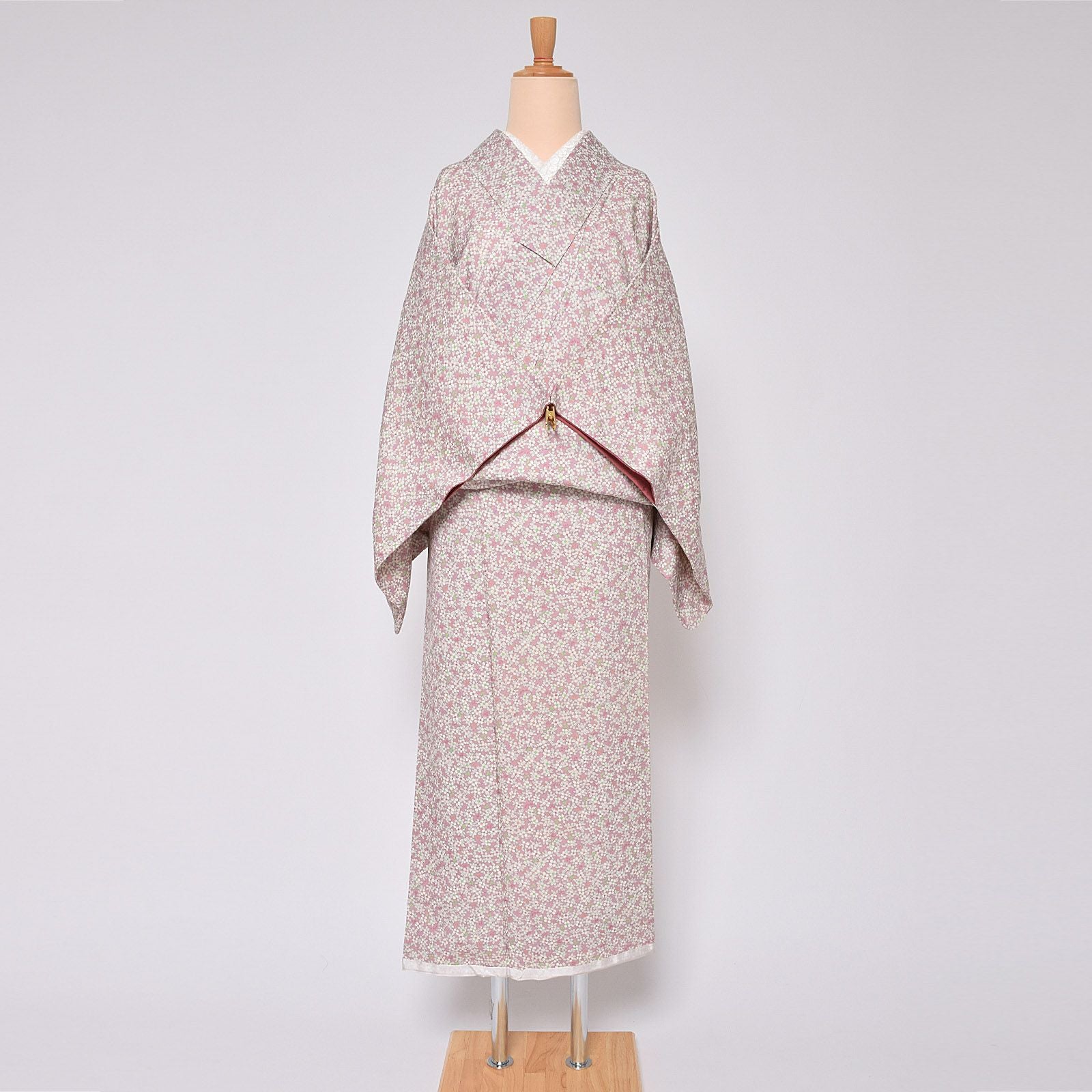 Prices down】【中古品】仕立て上がり 袷着物 「ピンクグレー 小花