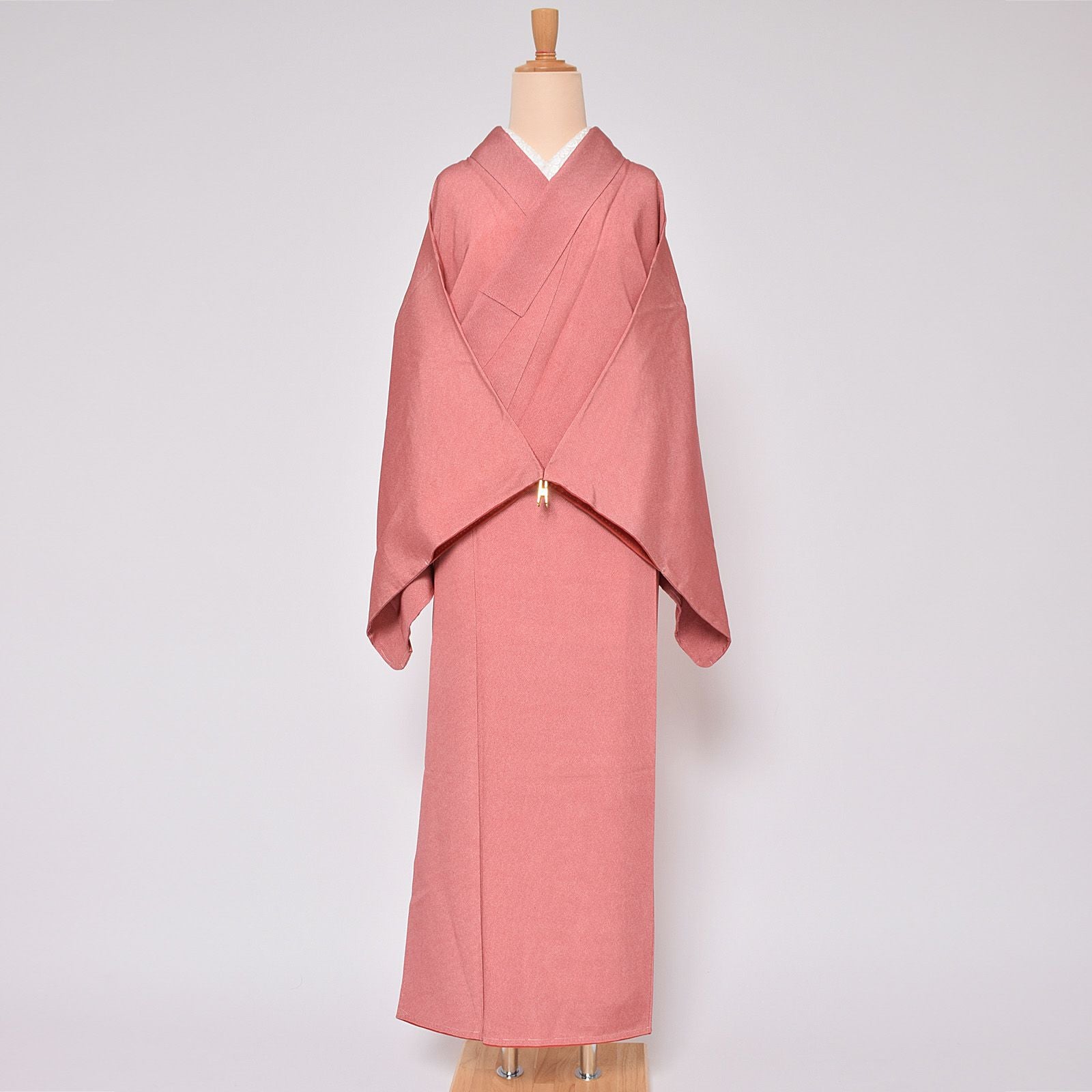 【中古品】仕立て上がり 袷着物 「赤　江戸小紋　角通し」 小紋 正絹