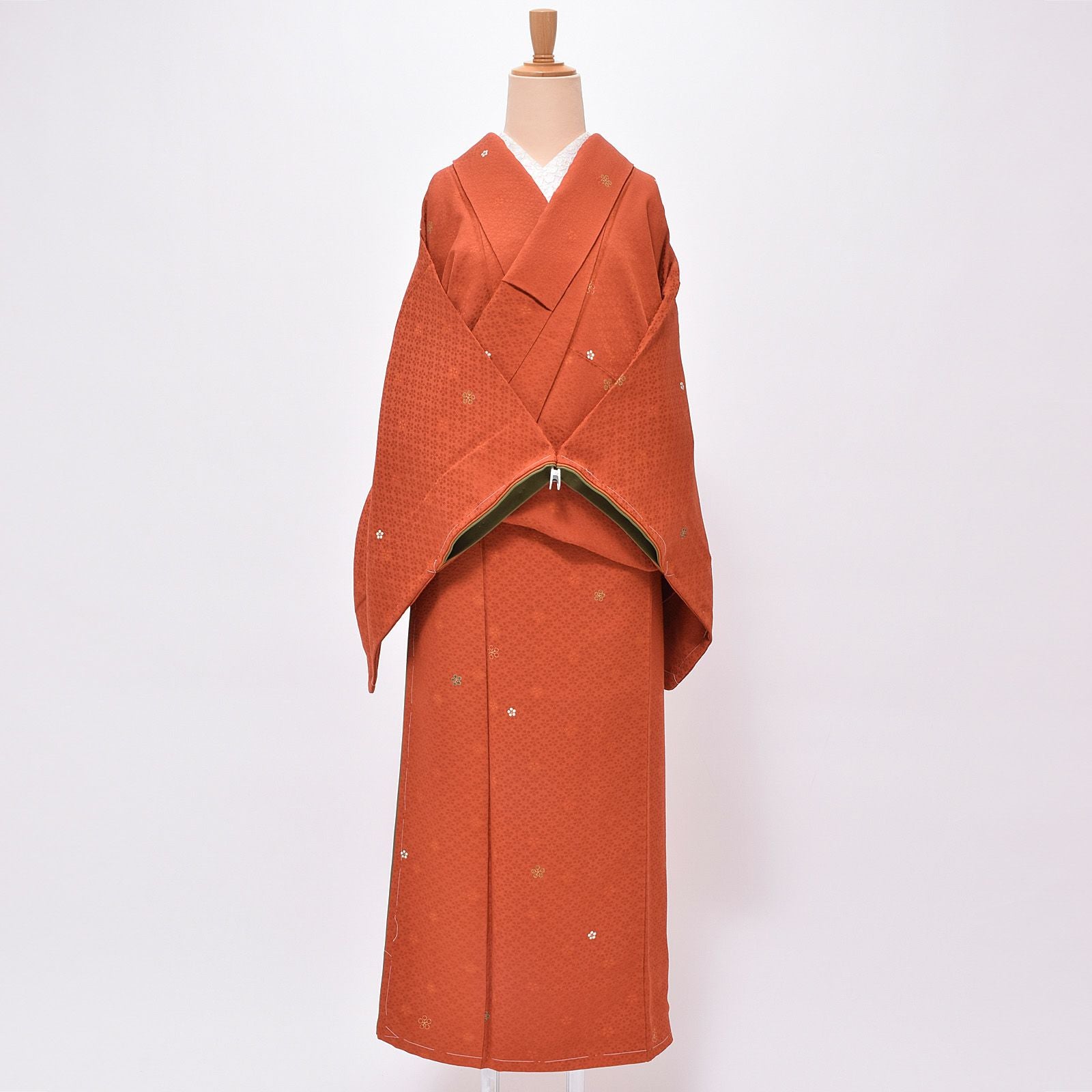 【中古品】仕立て上がり 袷着物 「朱赤茶　梅鉢」 小紋 正絹