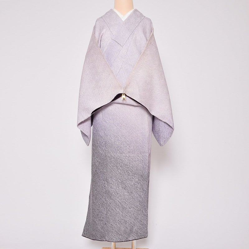【中古品】仕立て上がり 袷着物 「紫暈し　総絞り」 正絹 総絞り