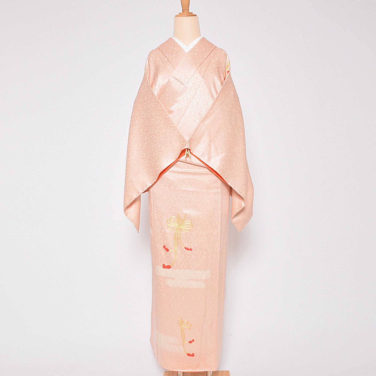 【中古品】仕立て上がり 付け下げ小紋 「ピンク　地紋に組紐」 袷 着物 正絹