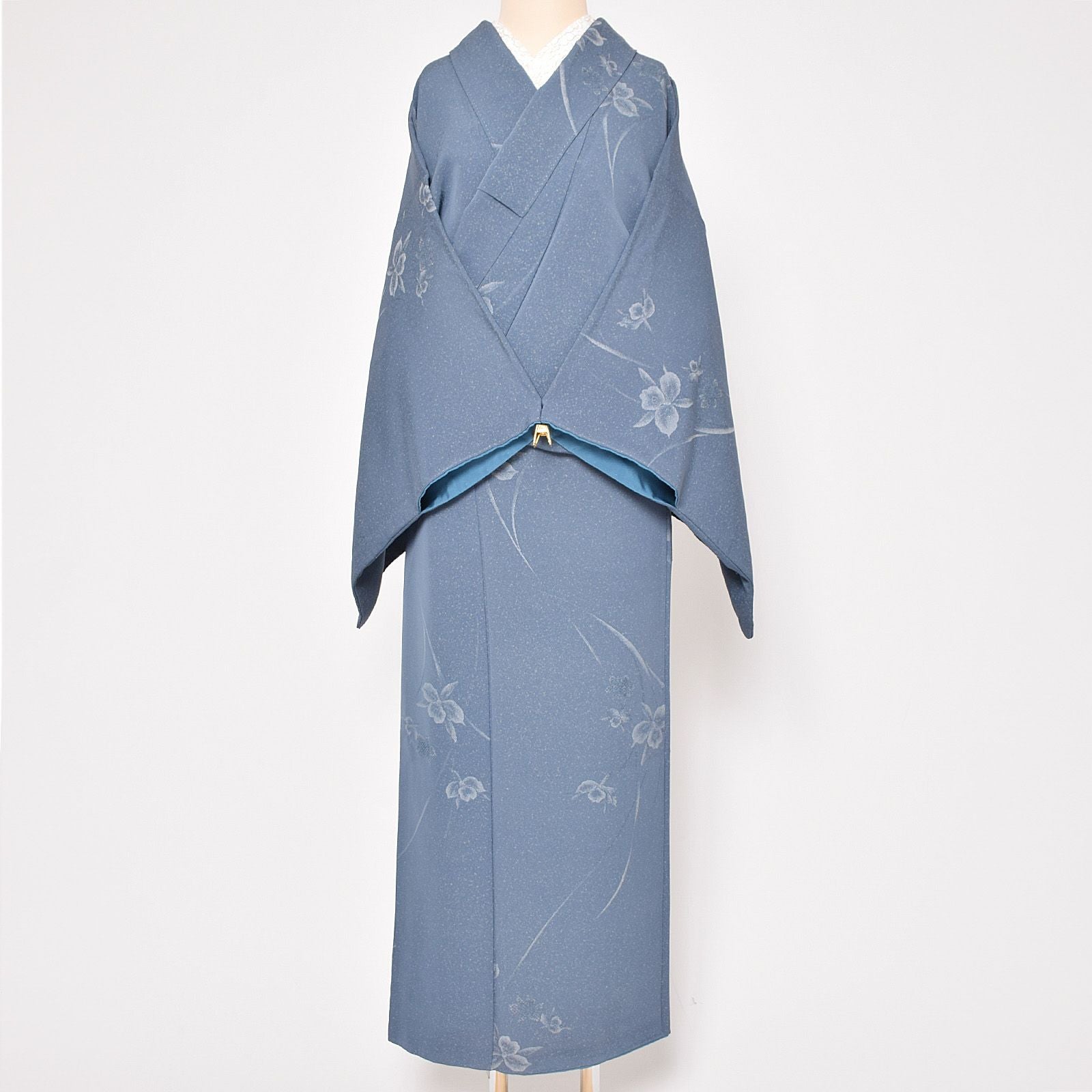 Prices down2】【中古品】仕立て上がり 袷着物 「縹色撒糊散らし 水仙