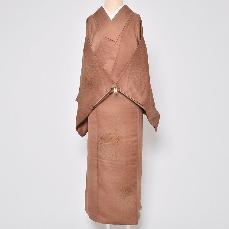 【中古品】仕立て上がり 訪問着 「露芝風地紋に文箱」 袷 着物 正絹