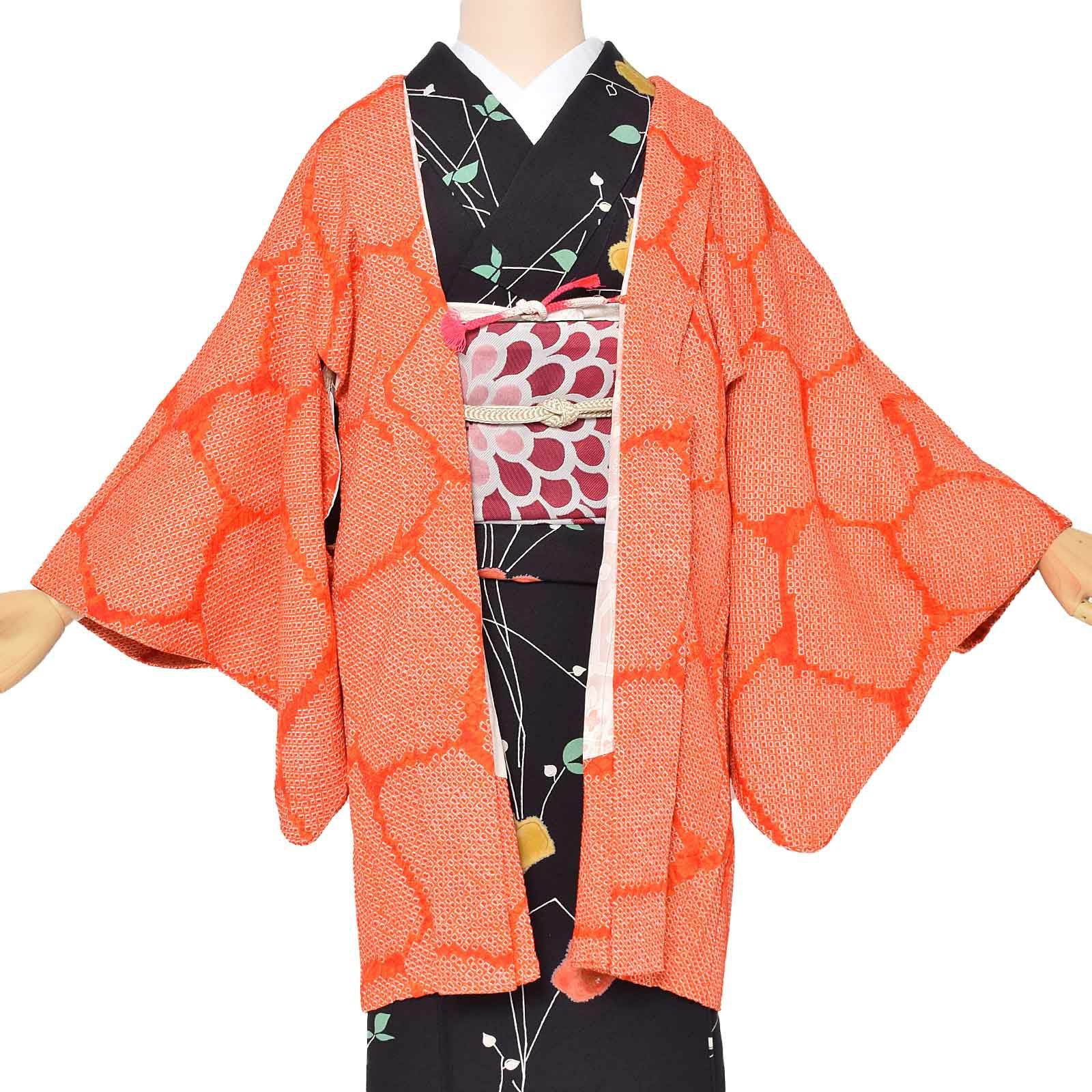 【中古品】羽織 「朱色　亀甲文　鹿の子絞り」 正絹 総絞り 羽織り