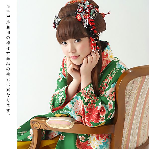 中古品】卒業式袴セット 「二尺袖：緑 菊と藤の花+袴：金茶×菊 刺繍