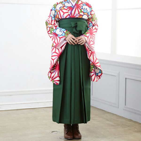 【中古品】卒業式袴セット 「二尺袖：白紫　麻の葉に橘+袴：ライトグリーン×刺繍」 貸衣装処分 レンタル処分品 二尺袖 袴 卒業式、謝恩会に