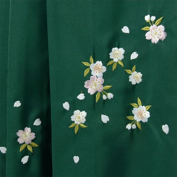 中古品】卒業式袴セット 「二尺袖：赤 菊牡丹+袴：ライトグリーン×刺繍