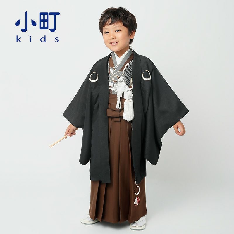 七五三 着物 3歳～5歳 ブランド羽織袴セット 小町kids 「黒月輪×茶刺繍