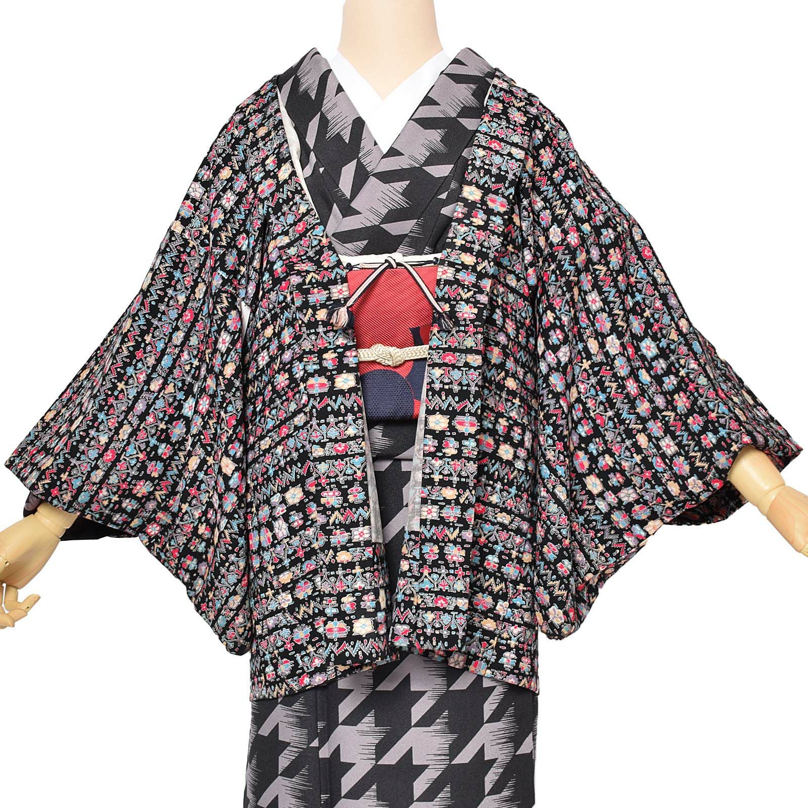 【中古品】羽織 「黒地に幾何学」 羽織り