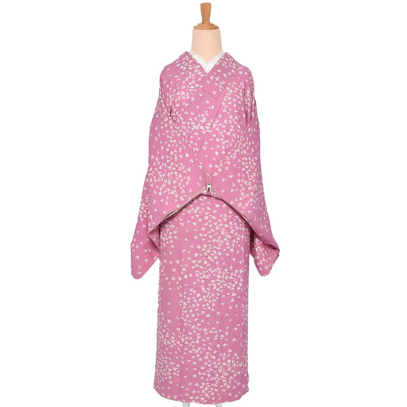 【中古品】仕立て上がり 袷着物 「青みのかかったピンク　小花散らし」 小紋 正絹 レトロ