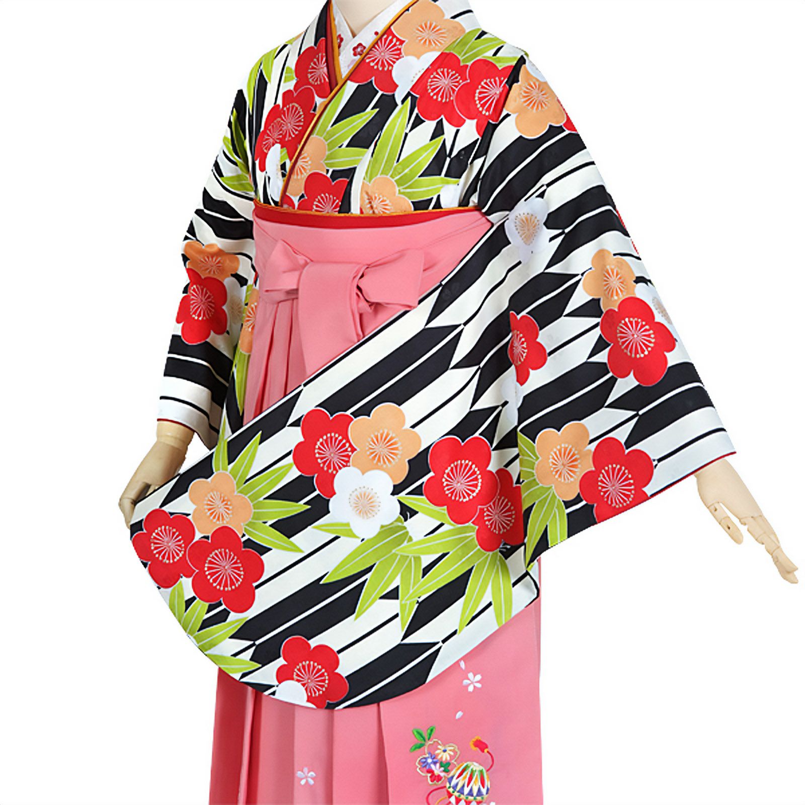 中古品】ジュニア用 振袖単品 「クリーム 黒矢羽根に笹梅」 仕立て