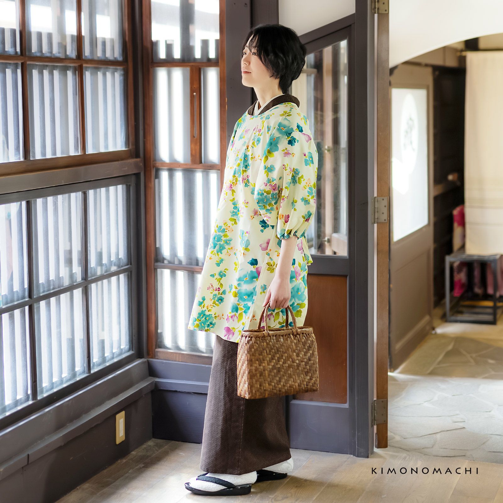母の日150円OFFCOUPON5/21迄)ロング丈 割烹着 「ブルーフラワー」 実用