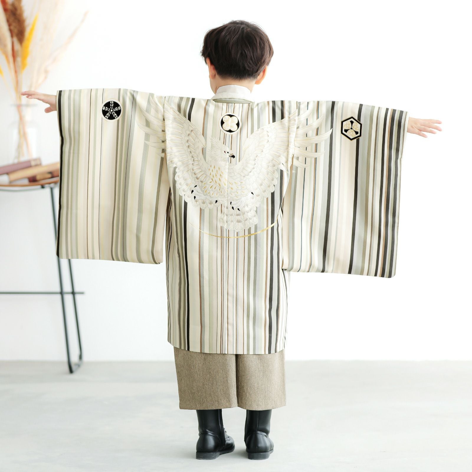 000000025097-02.jpg?size=l&w=