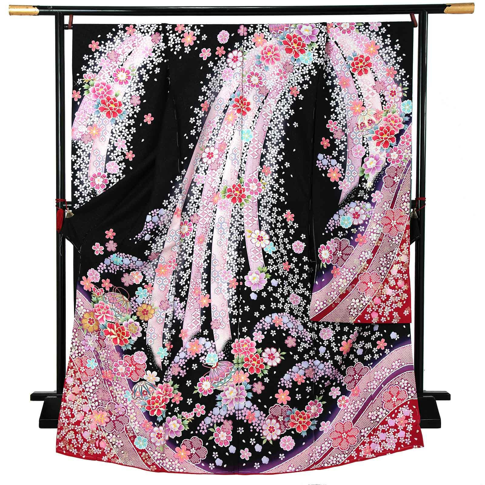 未仕立て 振袖 単品 「黒地 熨斗に桜、牡丹に手毬」 仮絵羽 振り袖