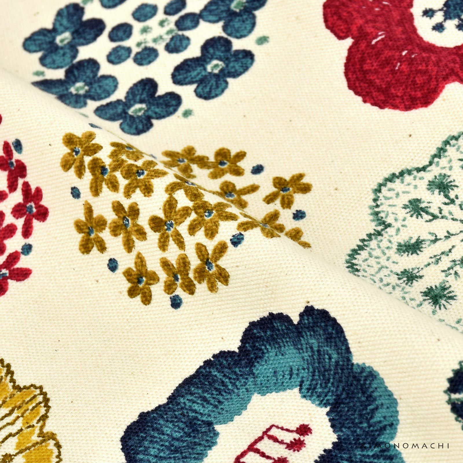 エプロン「生成り色 編み物風のお花」実用的 日本製 オシャレ かわいい