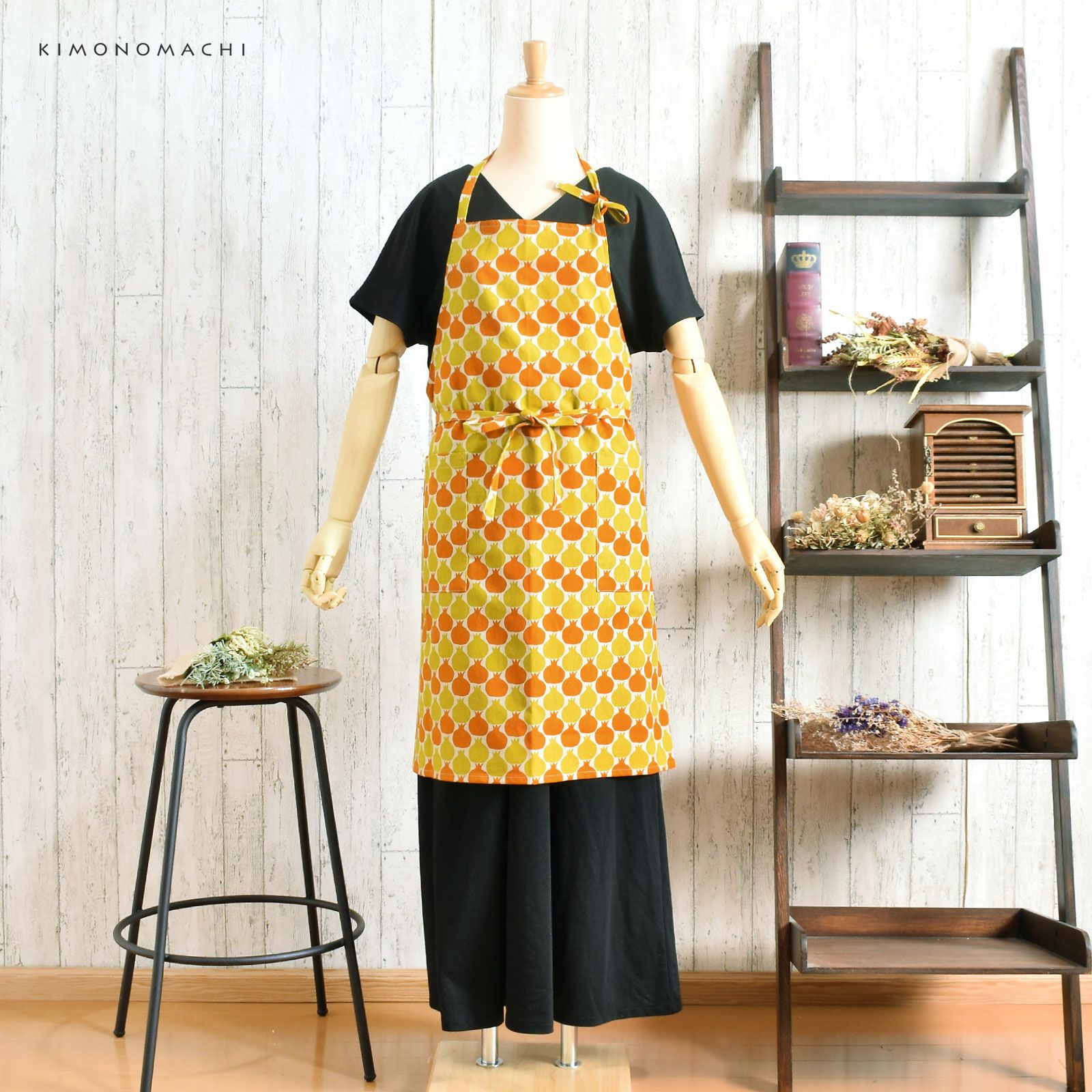 エプロン「からし色 ザクロ、タブンタマネギ」 実用的 日本製 オシャレ