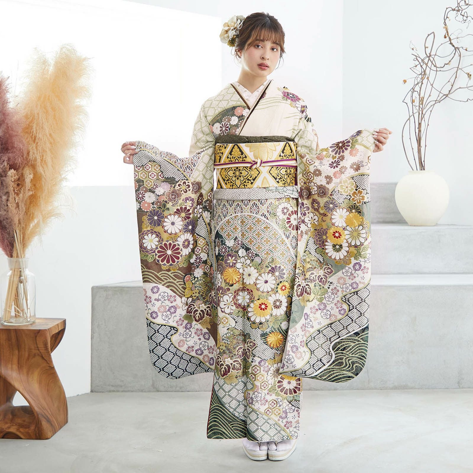 本振袖 クリーム地 仕立て上がり 襦袢付き 新品 000000029309-01.jpg?size=m&w=