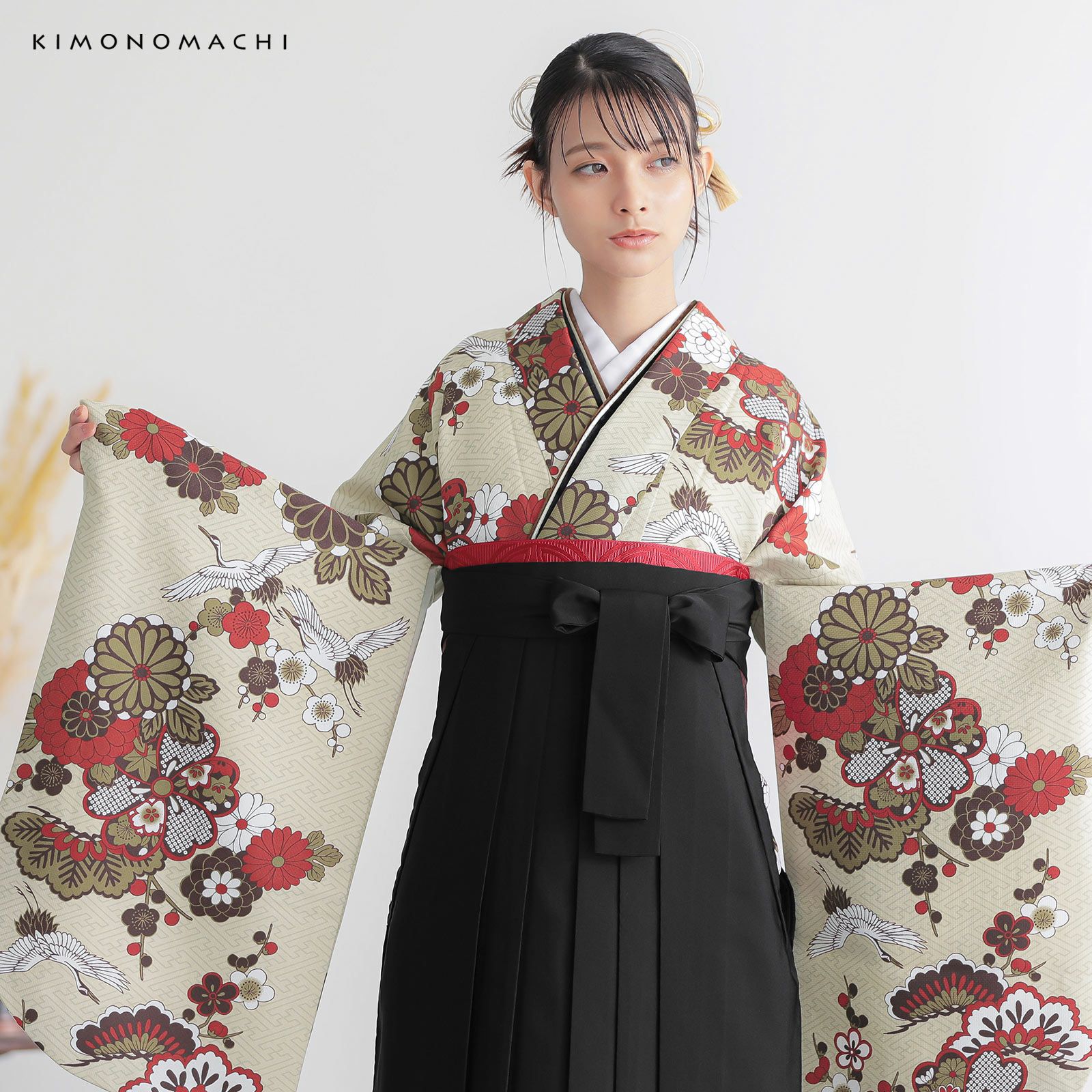 【美品】【振袖】総柄 桜 紗綾形地紋 朱色×アイボリー 卒業式 袴用にも 袴 セット 卒業式 女性 4点セット「二尺袖：鶴と花紋に紗綾形 鳥の子色