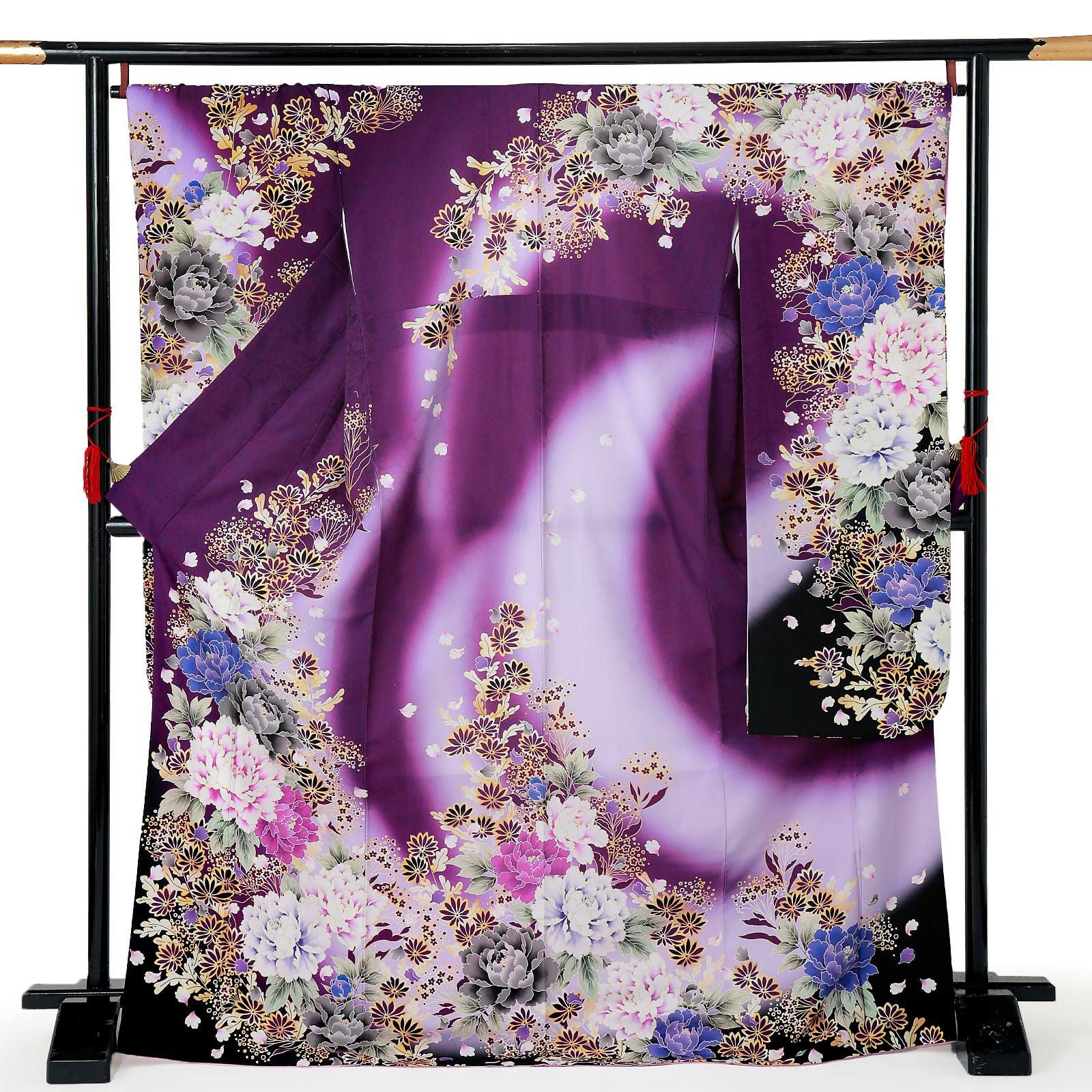 【中古品】仕立て上がり 振袖「薔薇地模様に牡丹と菊　紫」貸衣装処分 レンタル処分品 成人式