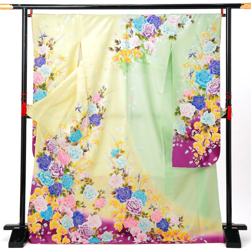 【中古品】仕立て上がり 振袖「薔薇　胡蝶蘭　薄緑ぼかし　淡黄蘗色」貸衣装処分 レンタル処分品 成人式