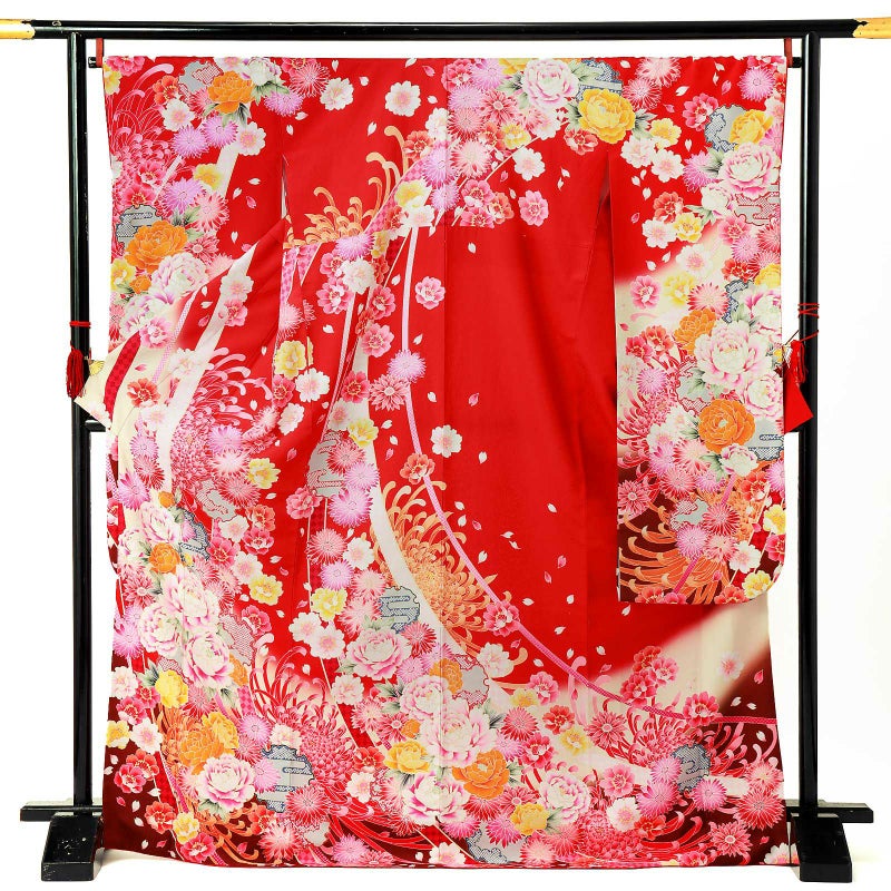 【中古品】仕立て上がり 振袖「糸菊 牡丹 熨斗 雪輪　赤色地」貸衣装処分 レンタル処分品 成人式