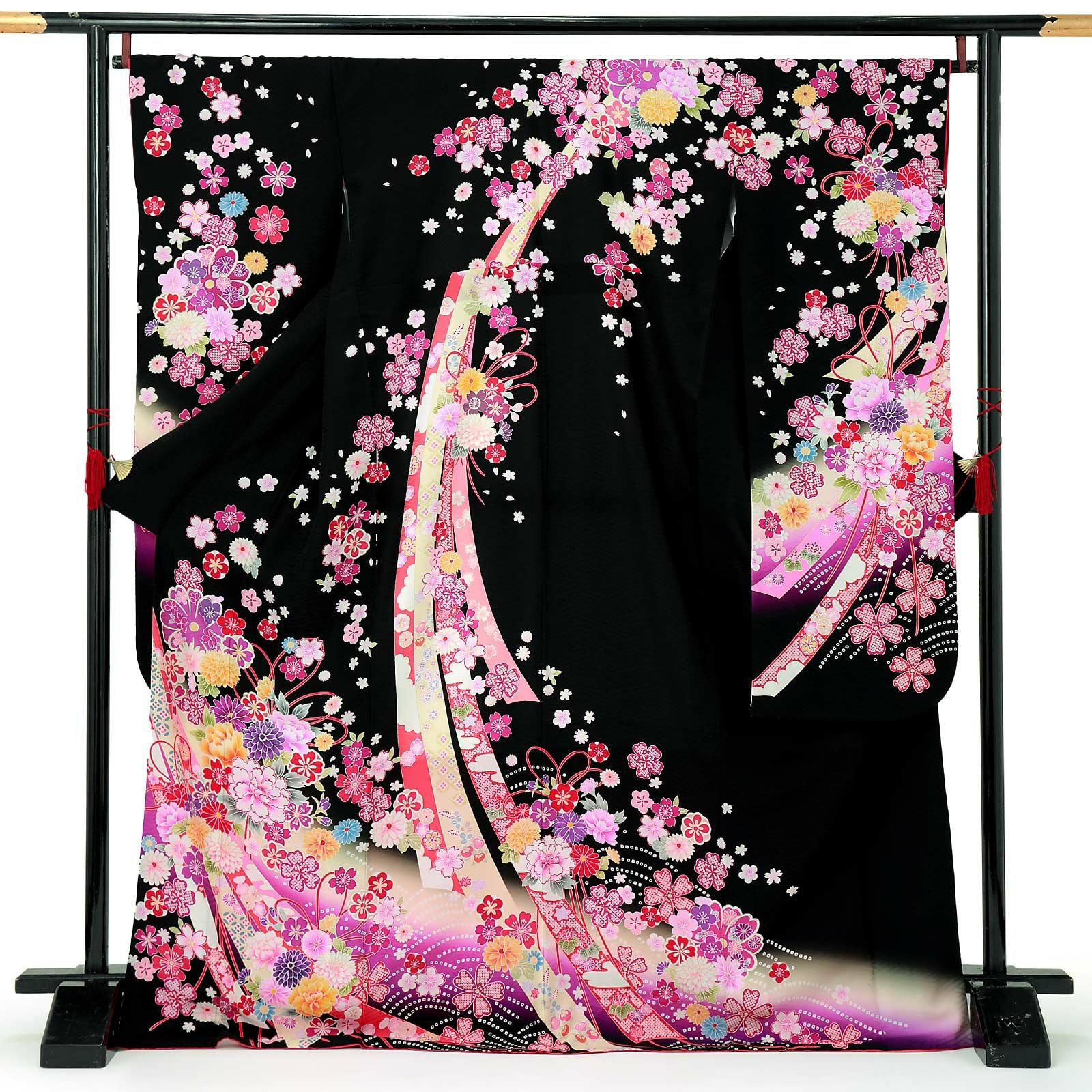 【中古品】仕立て上がり 振袖「花くす玉　束ね熨斗　黒地に生成り紫ぼかし」貸衣装処分 レンタル処分品 成人式