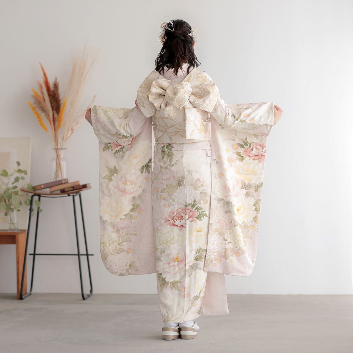 E256☆送料込み❣️仮絵羽 未仕立て 振袖 牡丹・桜・菊模様 刺繍 八掛付き❣️ 000000029045-09.jpg?size=l&w=