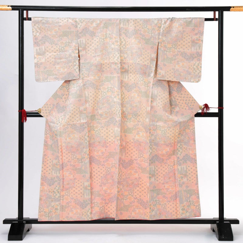 【中古品】仕立て上がり 袷着物「生成り色 御所解柄」小紋 絹 紬