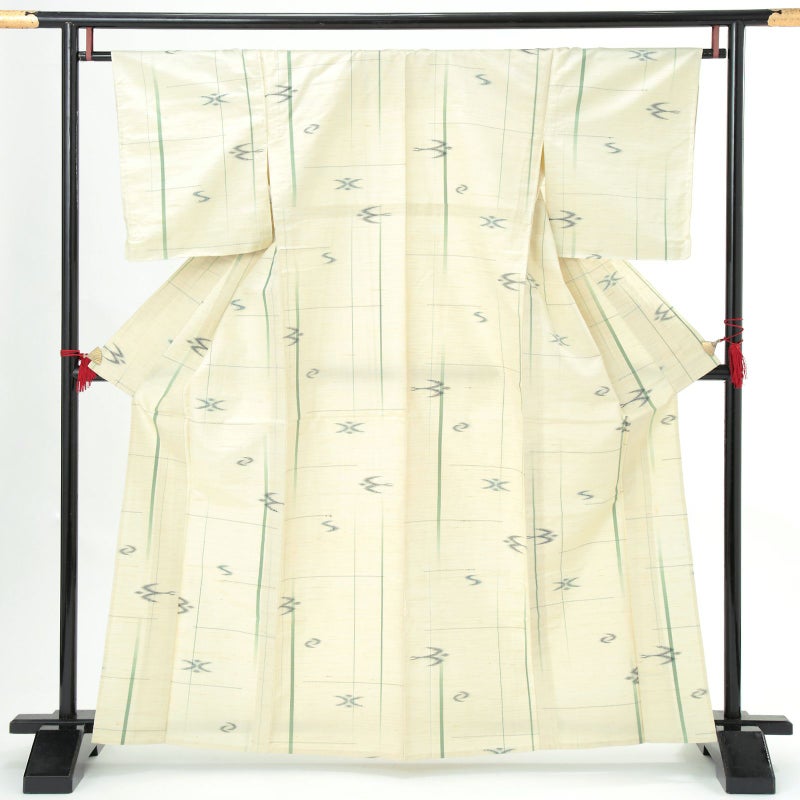 【中古品】仕立て上がり 単衣着物「白 燕絣」小紋 紬