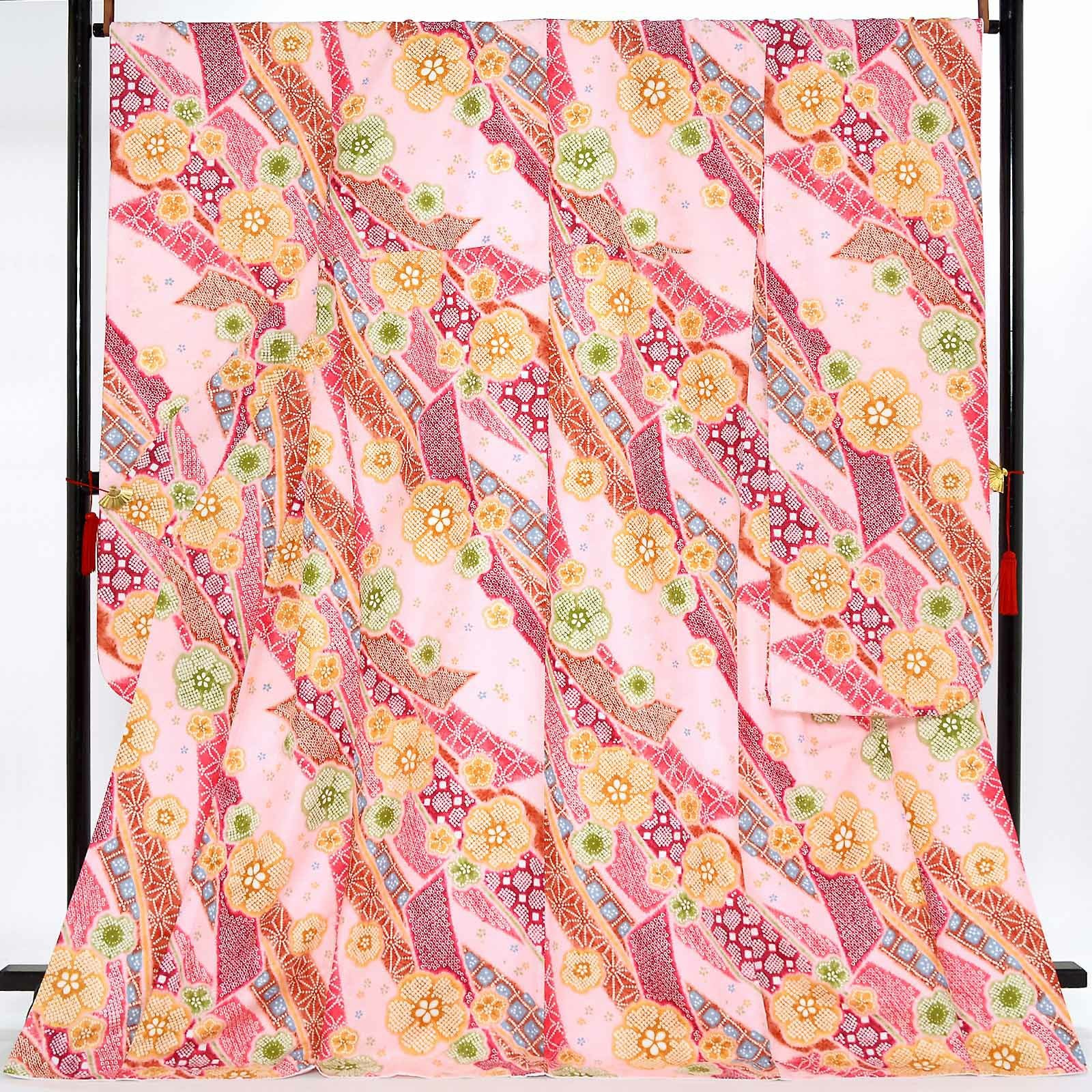 【中古品】仕立て上がり 振袖「あばれ熨斗 梅 薄紅梅色」貸衣装処分 レンタル処分品 成人式