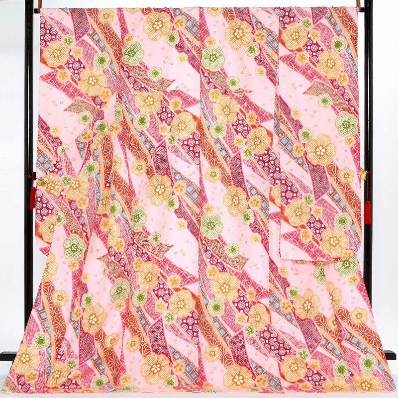 【中古品】仕立て上がり 振袖「あばれ熨斗 梅 薄紅梅色」貸衣装処分 レンタル処分品 成人式