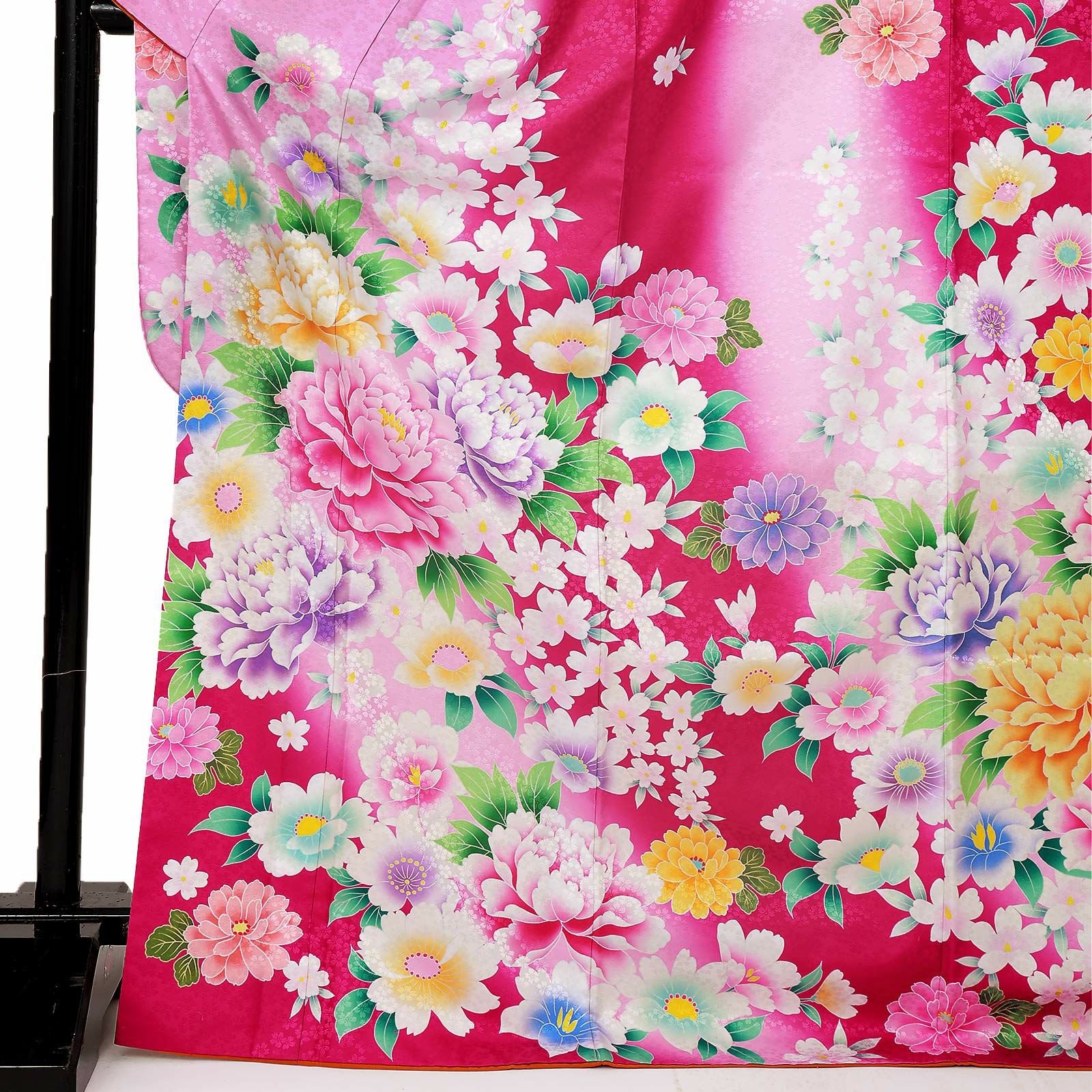 中古品】仕立て上がり 振袖「絵羽柄 花尽くし つつじ色」貸衣装処分