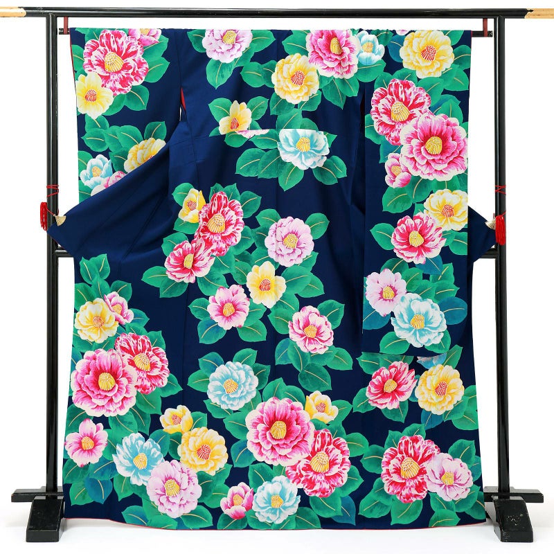 【中古品】仕立て上がり 振袖「玉城ティナ×キスミス つばき 紺青色」貸衣装処分 レンタル処分品 成人式【メール便不可】ss2503fml10