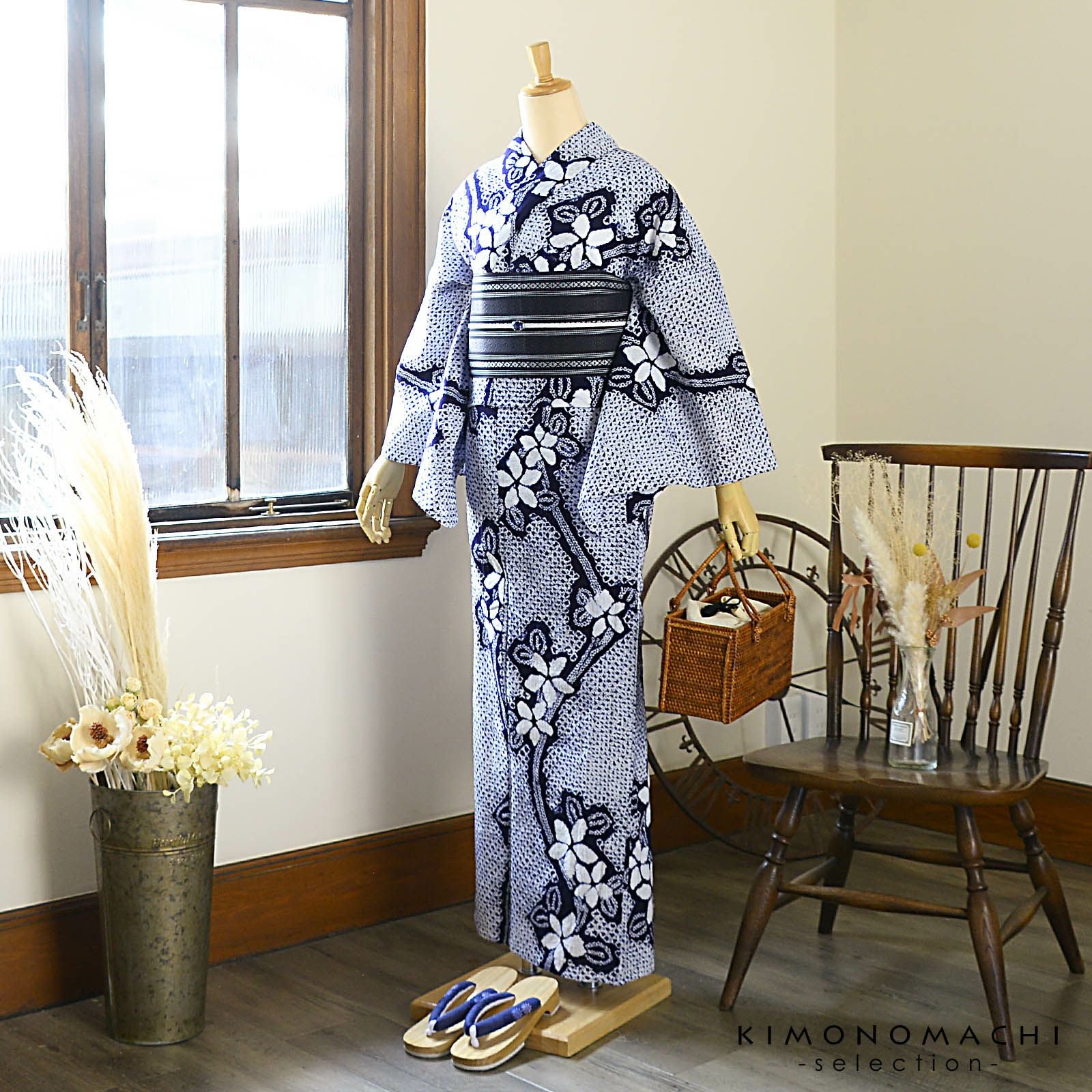 お仕立て上がり絞り浴衣単品「有松三浦、お花 濃紺」有松絞り 女性浴衣