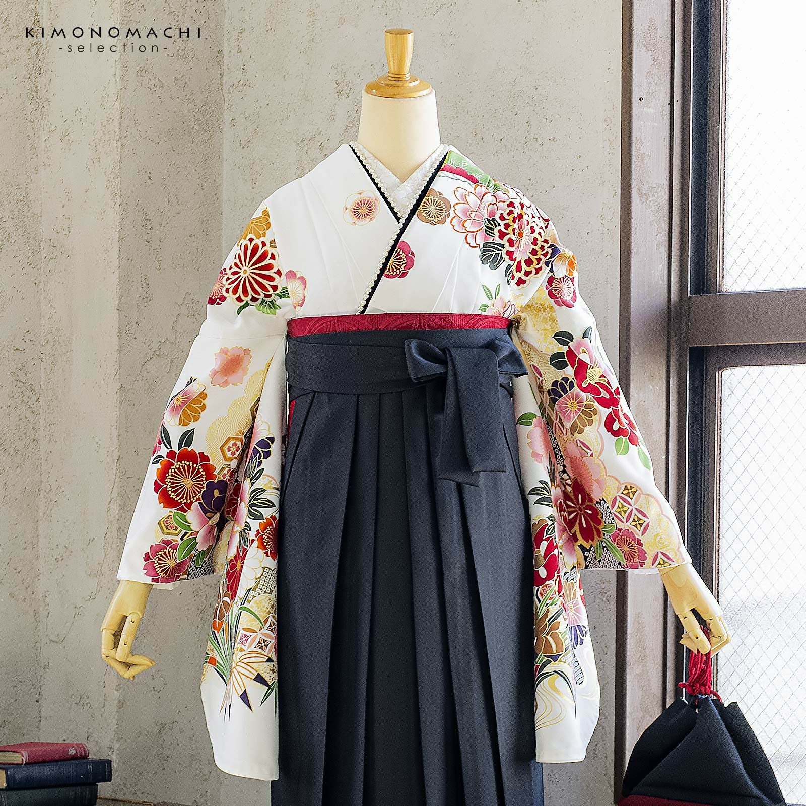 袴 セット 卒業式 女性 4点セット「二尺袖：白 雲に四季花＋袴：黒