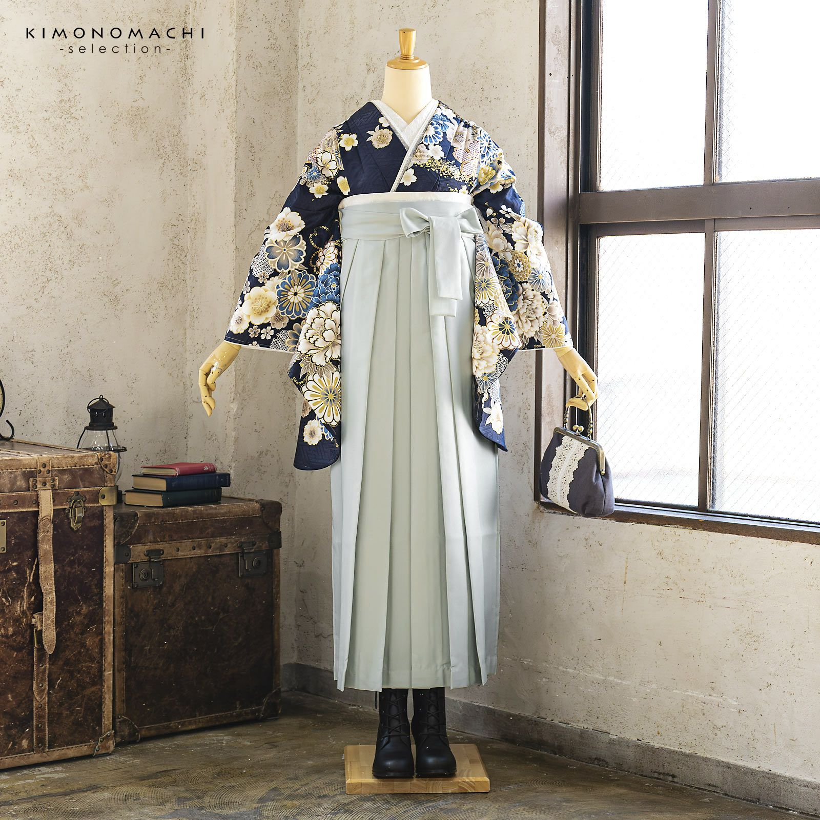 袴 セット 卒業式 女性 4点セット「絵羽二尺袖：濃紺 雲に花紋+刺繍袴