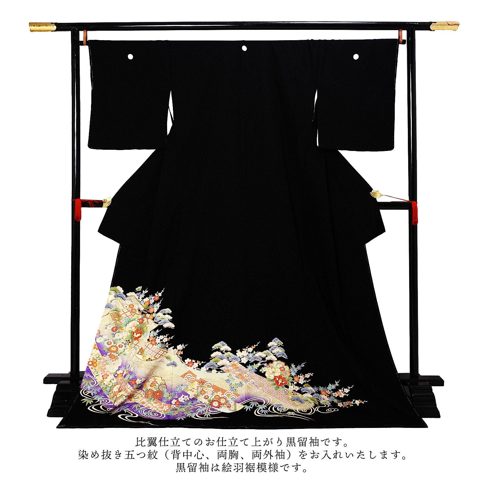 ＡＡお仕立て上がり正絹黒留袖　黒地に松模様　染め抜き紋五つ紋 AAお仕立て上がり正絹黒留袖 黒地に松模様 染め抜き紋五つ紋の通販
