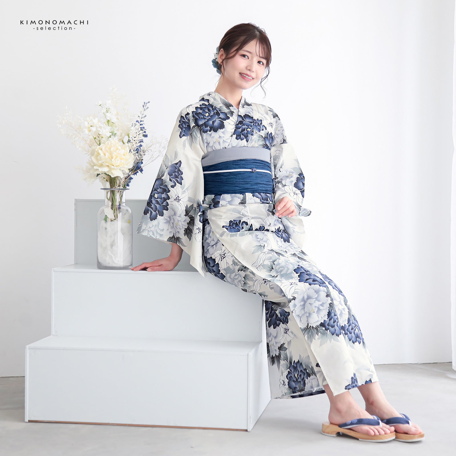 浴衣 レディース 女性 2点セット (浴衣+しわ兵児帯)「牡丹・百合・鉄紺